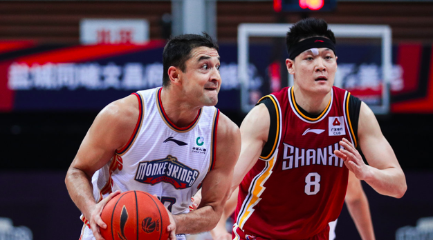 赛后上海海港备战CBA常规赛,回应争议细节曝光,更衣室稳定,医务组通报恢复的简单介绍 赛后上海海港备战CBA常规赛,回应争议细节曝光,更衣室稳定,医务组通报恢复的简单介绍