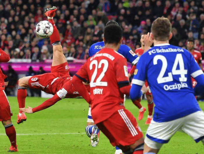 关于皇家马德里内部会议纪要流出：加时末段再遭质疑，德甲使命明确，轮换策略成焦点的信息